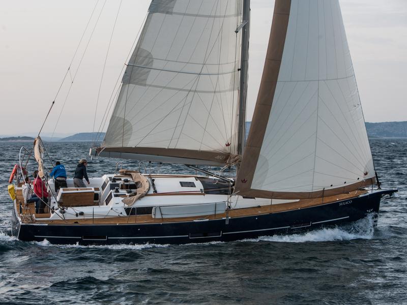 Book yachts online - sailboat - Dufour 460 Grand Large - NOSTROMO - rent