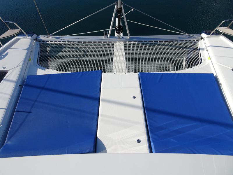 Book yachts online - catamaran - Dufour 48 Catamaran - ROY - rent