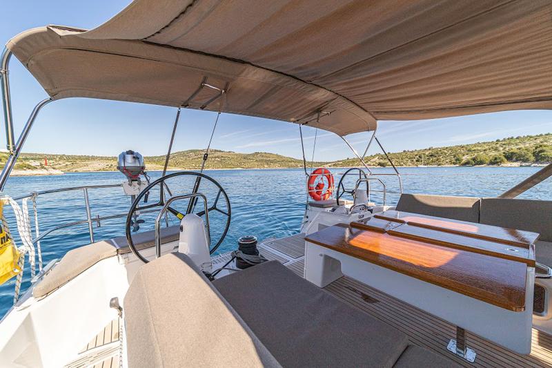 Book yachts online - sailboat - Sun Odyssey 490 - DONAR - rent