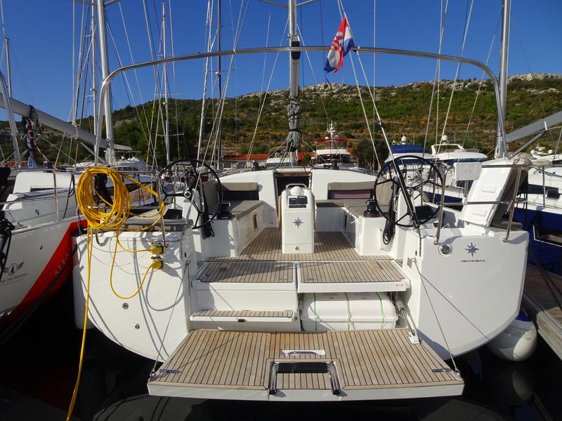 Book yachts online - sailboat - Sun Odyssey 490 - DONAR - rent