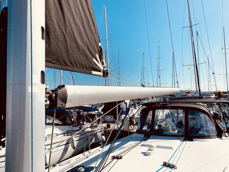 Book yachts online - sailboat - Beneteau Cyclades 50.5 - Christina (Refit 2021) (Pax 12)  - rent