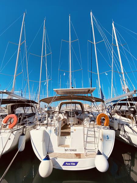 Book yachts online - sailboat - Oceanis 50 - Pura Vida (A/C - Generator) (Pax 12) (Refit 2019) - rent