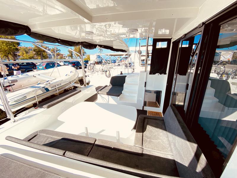 Book yachts online - catamaran - Lagoon 42 - Maresol (A/C - Generator) (Pax 12)  - rent