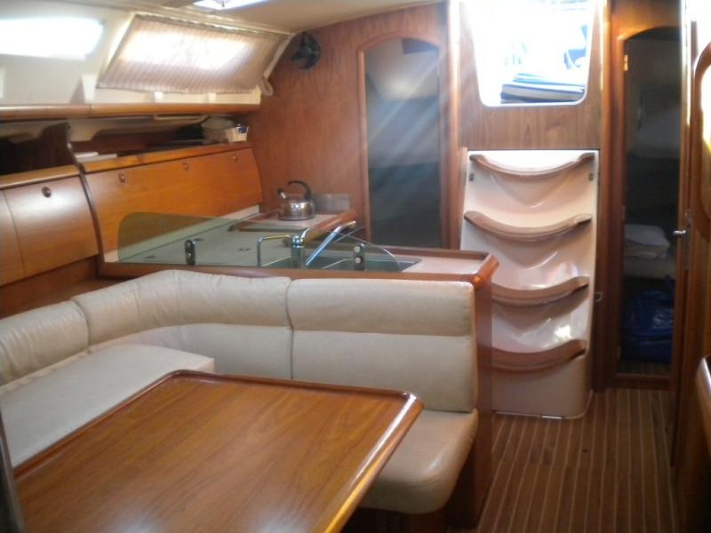 Book yachts online - sailboat - Sun Odyssey 40 - Panic - rent