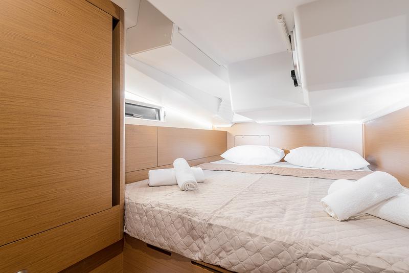 Book yachts online - sailboat - Sun Odyssey 490 - Jason - rent