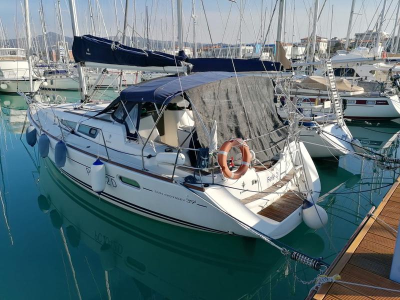 Book yachts online - sailboat - Sun Odyssey 39i - Xenia - rent