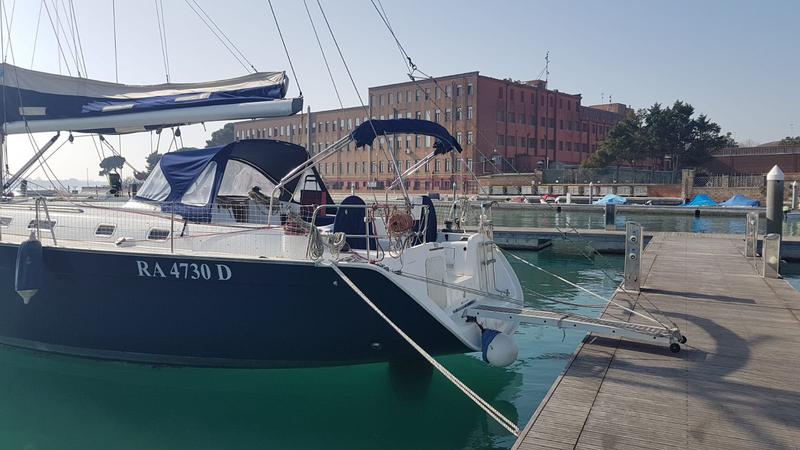 Book yachts online - sailboat - Cyclades 50.5 - Nisyros - rent