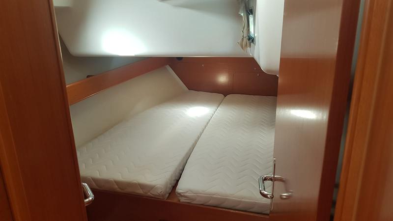 Book yachts online - sailboat - Cyclades 50.5 - Nisyros - rent