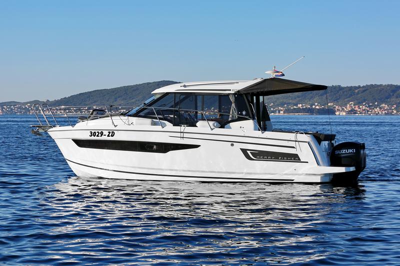 Book yachts online - motorboat - Merry Fisher 895 - VIP 3029ZD - rent