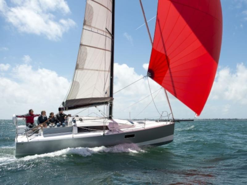 Book yachts online - sailboat - Pogo 30 - MA AUVA - rent
