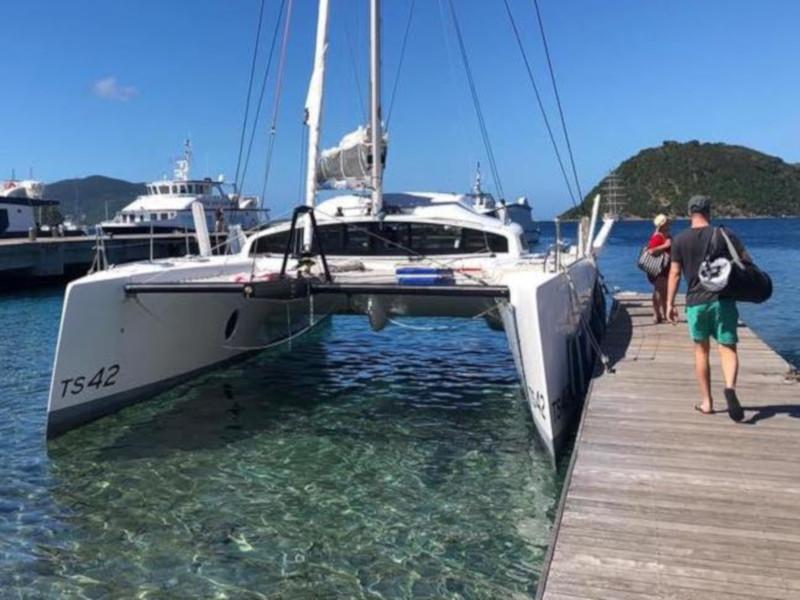 Book yachts online - catamaran - TS 42 - CASTOR - rent