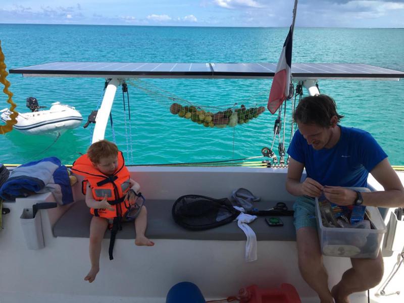 Book yachts online - catamaran - TS 42 - CASTOR - rent