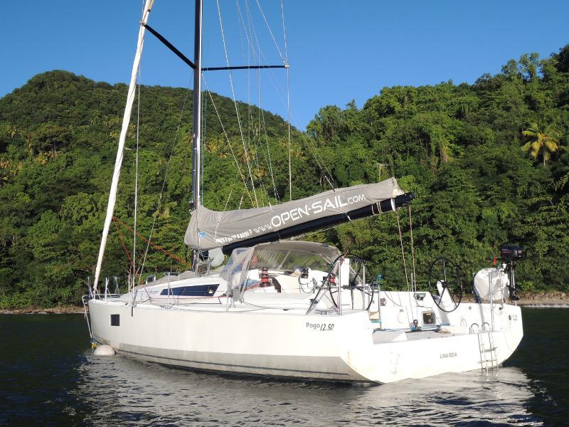 Book yachts online - sailboat - Pogo 12.5 - Luna Rosa - rent
