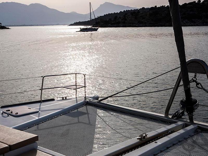 Book yachts online - catamaran - Lagoon 500 - Elvira - rent