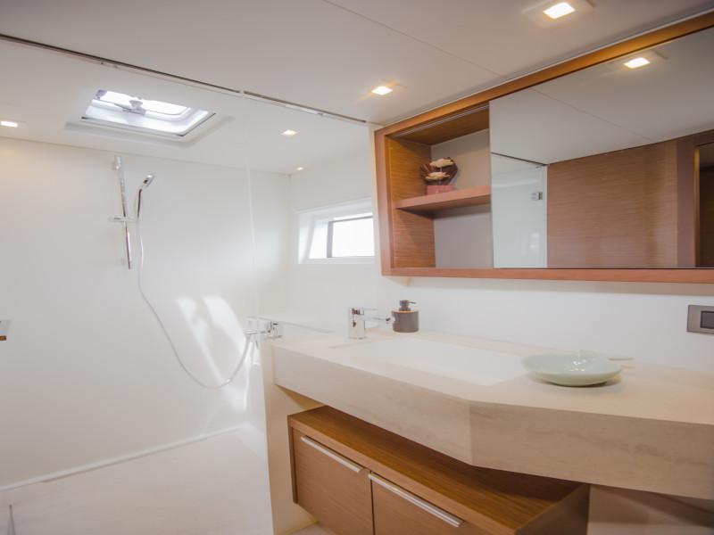 Book yachts online - catamaran - Lagoon 46 - ALICE - rent