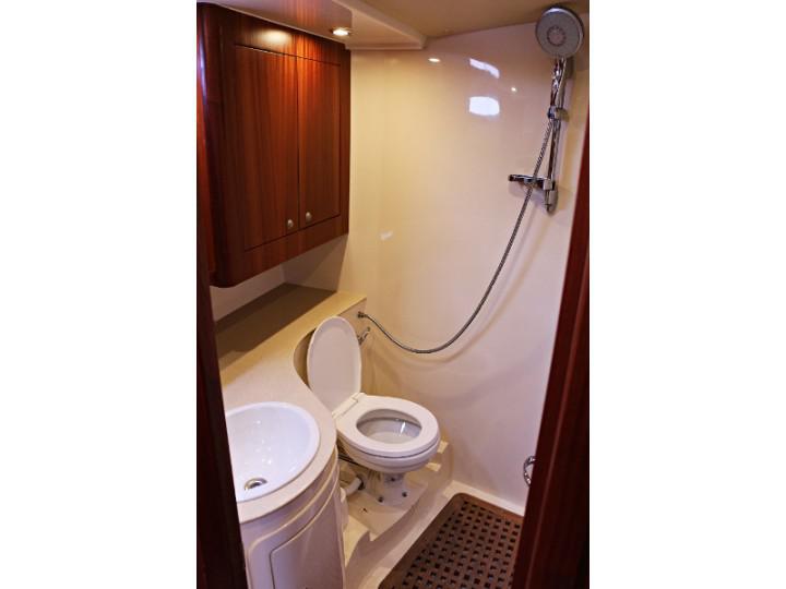 Book yachts online - motorboat - Adriana 44 - Tina II - rent