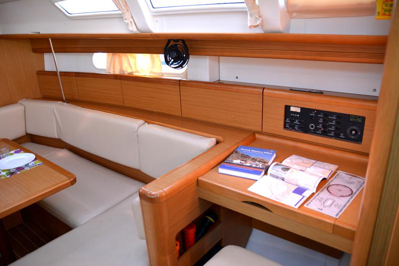 Book yachts online - sailboat - Sun Odyssey 44 i - Stavros - rent