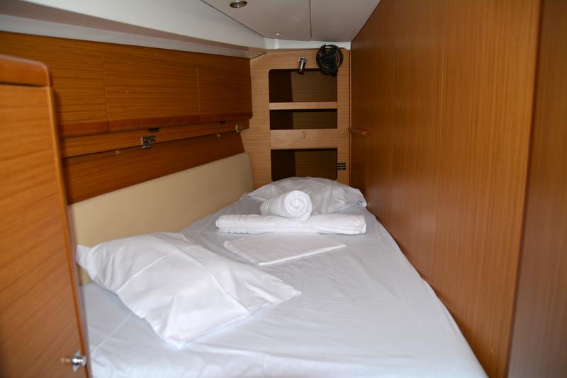 Book yachts online - sailboat - Sun Odyssey 44 i - Stavros - rent