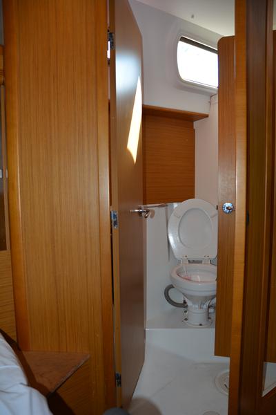 Book yachts online - sailboat - Sun Odyssey 44 i - Stavros - rent