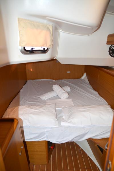 Book yachts online - sailboat - Sun Odyssey 44 i - Stavros - rent