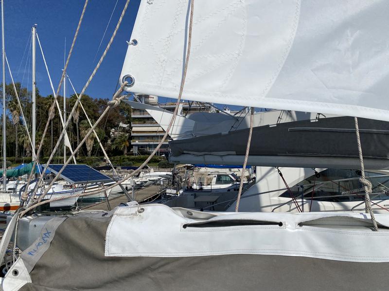 Book yachts online - sailboat - Sun Odyssey 32i - Charoula - rent