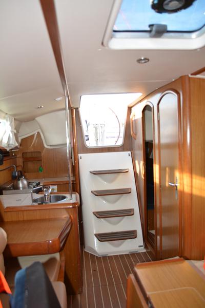Book yachts online - sailboat - Sun Odyssey 32i - Charoula - rent