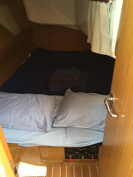 Book yachts online - sailboat - Sun Odyssey 32i - Charoula - rent