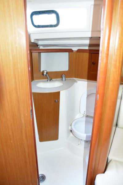 Book yachts online - sailboat - Sun Odyssey 32i - Charoula - rent