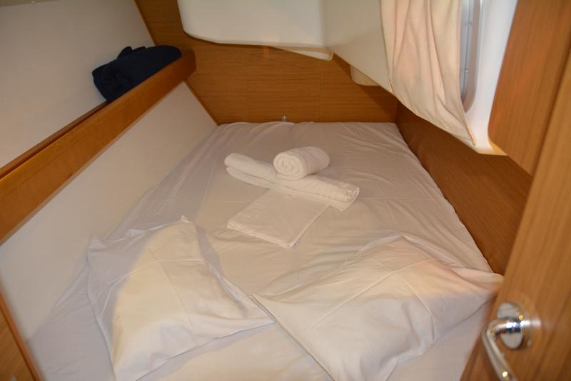 Book yachts online - sailboat - Sun Odyssey 36i - Babis 2010   - rent