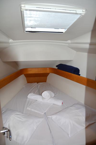 Book yachts online - sailboat - Sun Odyssey 36i - Babis 2010   - rent