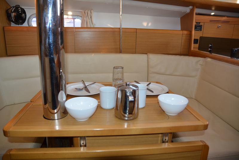 Book yachts online - sailboat - Sun Odyssey 36i - Babis 2010   - rent