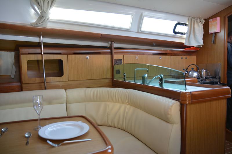 Book yachts online - sailboat - Sun Odyssey 36i - Billis - rent