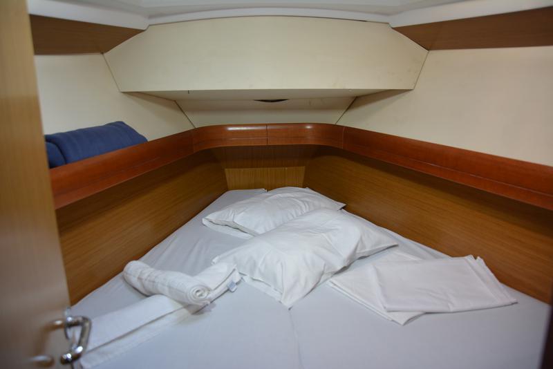 Book yachts online - sailboat - Sun Odyssey 36i - Billis - rent