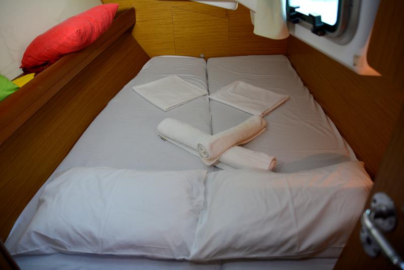 Book yachts online - sailboat - Sun Odyssey 36i - Billis - rent