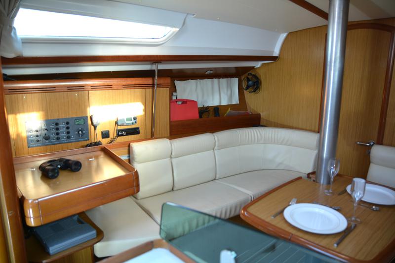 Book yachts online - sailboat - Sun Odyssey 36i - Billis - rent