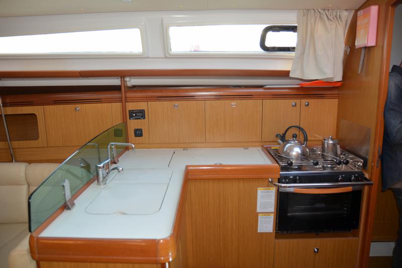 Book yachts online - sailboat - Sun Odyssey 36i - Billis - rent