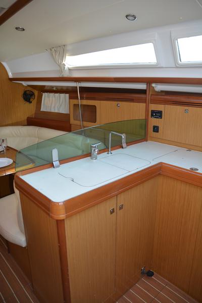 Book yachts online - sailboat - Sun Odyssey 36i - Billis - rent