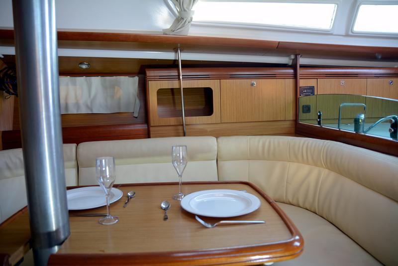 Book yachts online - sailboat - Sun Odyssey 36i - Billis - rent
