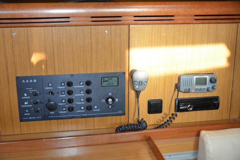 Book yachts online - sailboat - Sun Odyssey 36i - Billis - rent