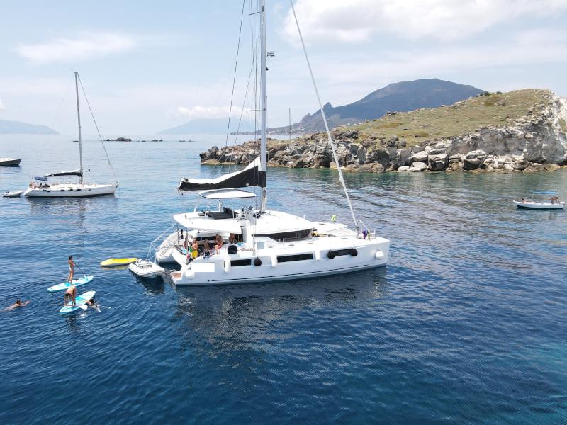 Book yachts online - catamaran - Lagoon 50 (A/C+WaterMaker+GEN) - Thor - rent