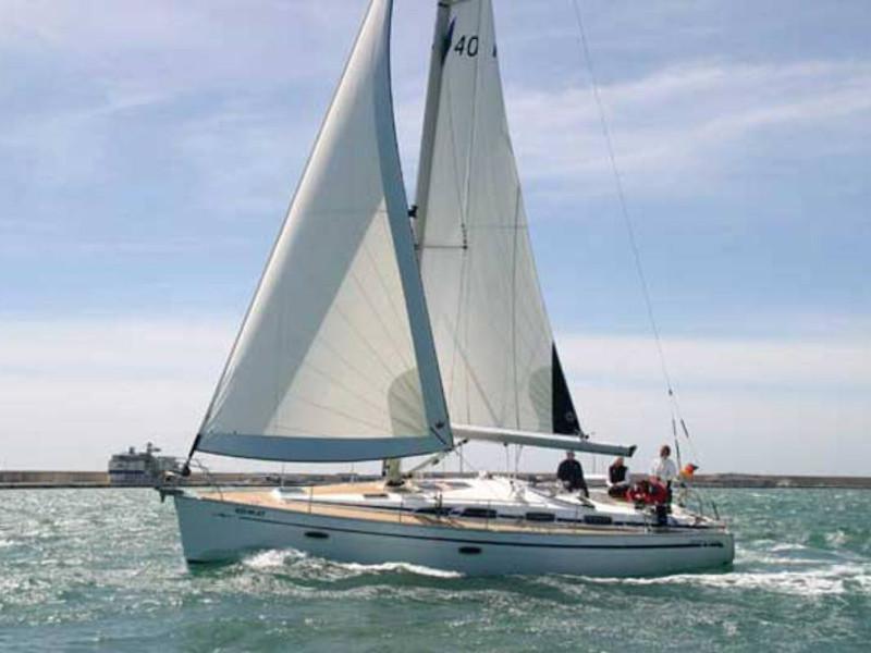 Book yachts online - sailboat - Bavaria 40 Cruiser - Ruck Zuck - rent