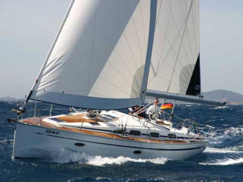 Book yachts online - sailboat - Bavaria 40 Cruiser - Luna - rent