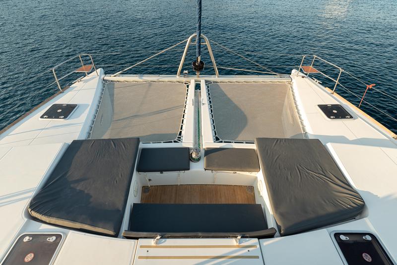 Book yachts online - catamaran - Lagoon 500 - Lepado 2006 skippered - rent