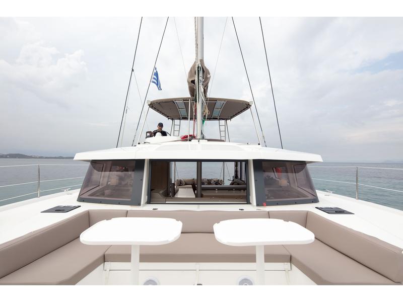 Book yachts online - catamaran - Bali 4.1 - ZIZI - rent