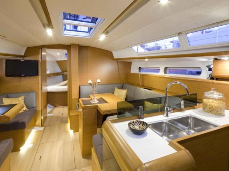 Book yachts online - sailboat - Sun Odyssey 409 - Mercann - rent