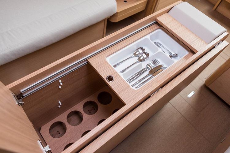 Book yachts online - sailboat - Dufour 360 3 Cabin - Gracia - rent