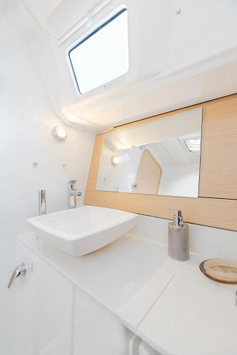 Book yachts online - sailboat - Dufour 360 3 Cabin - Gracia - rent