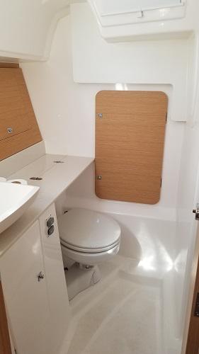 Book yachts online - sailboat - Dufour 360 2 Cabin - Ares - rent