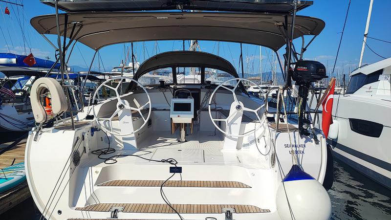 Book yachts online - sailboat - Bavaria 51 Cruiser - Seawalker - rent