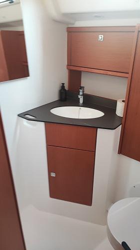 Book yachts online - sailboat - Bavaria 51 Cruiser - Seawalker - rent